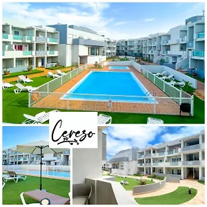 cerezo-pool-view.hotelsfuerteventura.org/